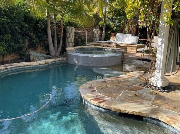 2547 Cornerstone Lane, Costa Mesa CA 92626