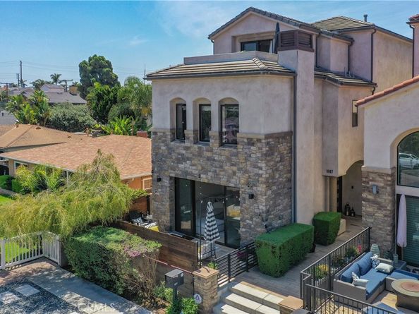 1017 Delaware Street, Huntington Beach CA 92648