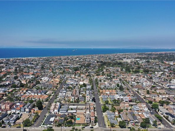 1017 Delaware Street, Huntington Beach CA 92648