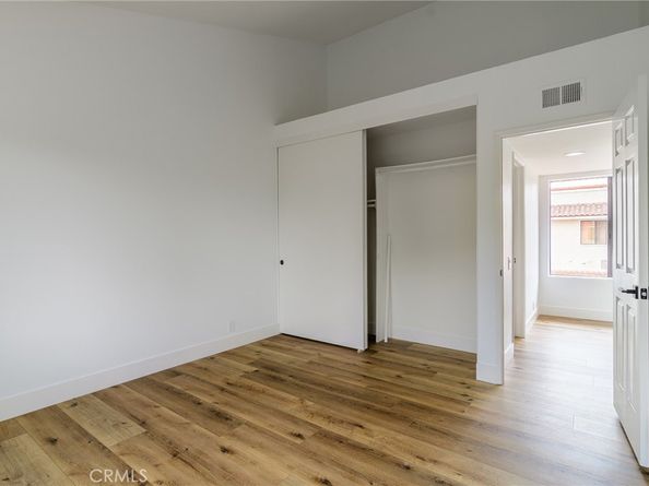 19132 Shoreline Lane 8, Huntington Beach CA 92648
