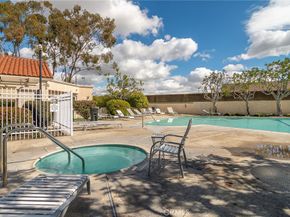 19132 Shoreline Lane 8, Huntington Beach CA 92648