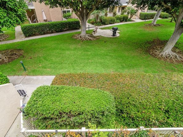 19132 Shoreline Lane 8, Huntington Beach CA 92648