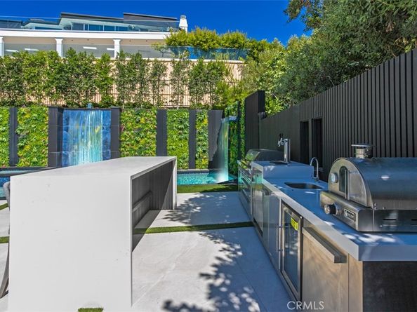 4 Narbonne, Newport Beach CA 92660