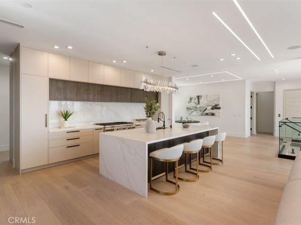 4 Narbonne, Newport Beach CA 92660