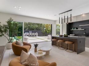 4 Narbonne, Newport Beach CA 92660