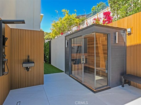 4 Narbonne, Newport Beach CA 92660