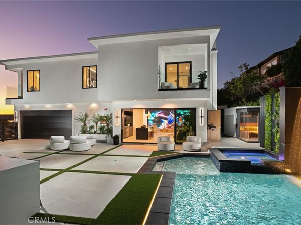 4 Narbonne, Newport Beach CA 92660
