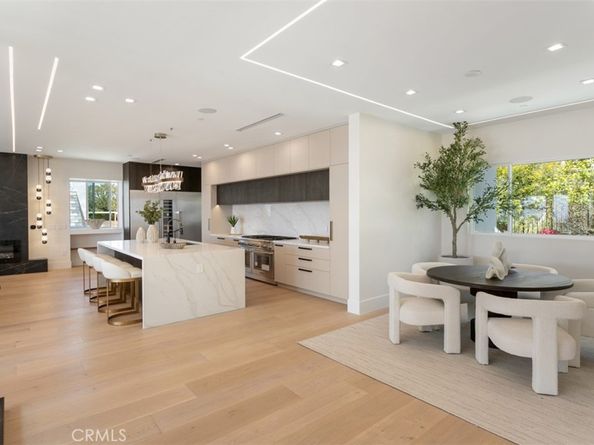 4 Narbonne, Newport Beach CA 92660