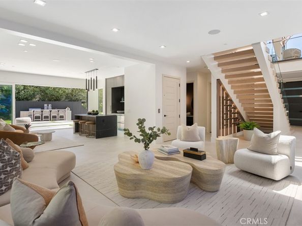 4 Narbonne, Newport Beach CA 92660