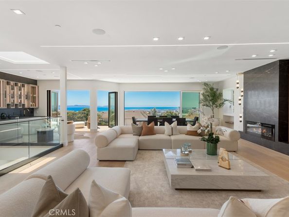 4 Narbonne, Newport Beach CA 92660