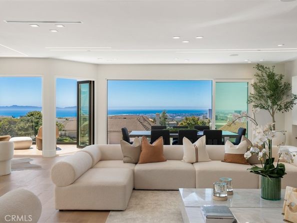 4 Narbonne, Newport Beach CA 92660