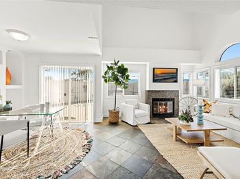 21671 Fernbrook