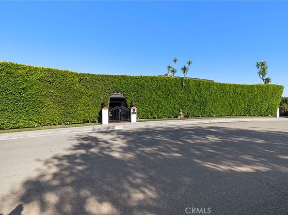 3030 Mountain View Dr, Laguna Beach CA 92651