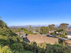 3030 Mountain View Dr, Laguna Beach CA 92651