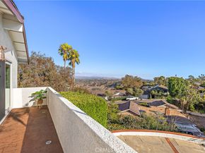 3030 Mountain View Dr, Laguna Beach CA 92651