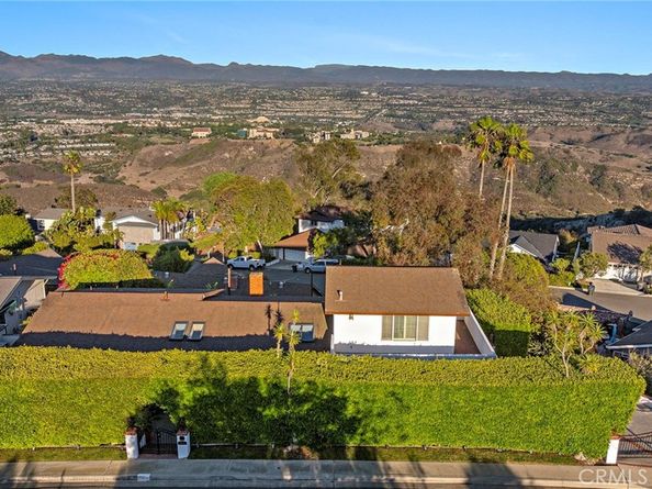 3030 Mountain View Dr, Laguna Beach CA 92651