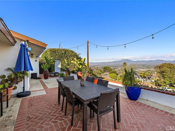 3030 Mountain View Dr, Laguna Beach CA 92651