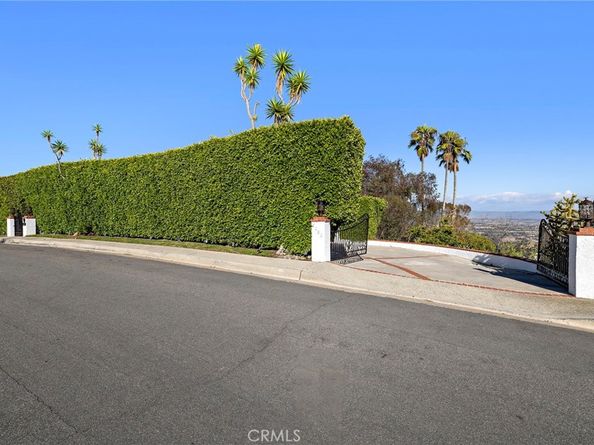 3030 Mountain View Dr, Laguna Beach CA 92651