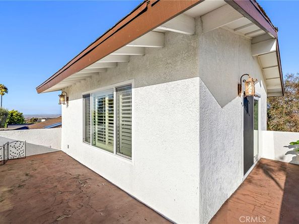 3030 Mountain View Dr, Laguna Beach CA 92651