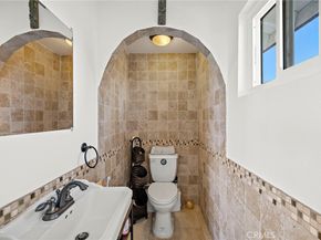 3030 Mountain View Dr, Laguna Beach CA 92651