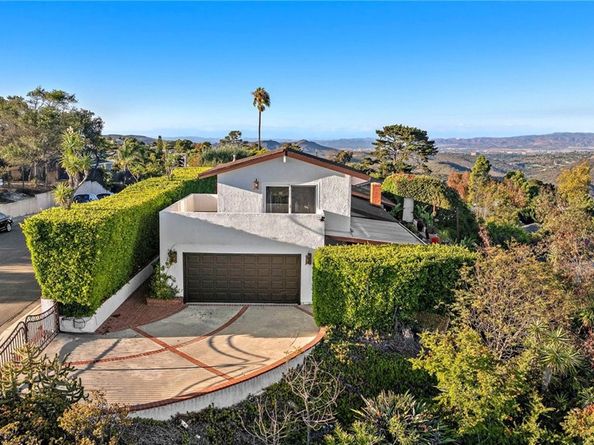 3030 Mountain View Dr, Laguna Beach CA 92651