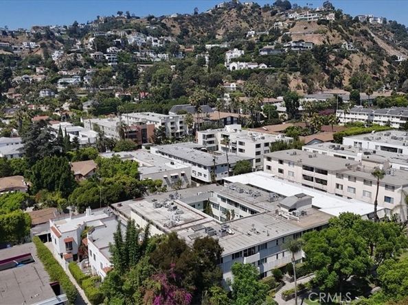 1525 N Hayworth Avenue 205, Los Angeles CA 90046