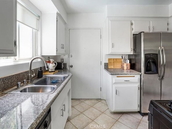 1525 N Hayworth Avenue 205, Los Angeles CA 90046