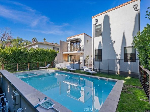 2656 Locksley, Los Angeles CA 90039