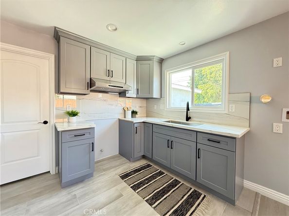 1191 E Laxford, Azusa CA 91702