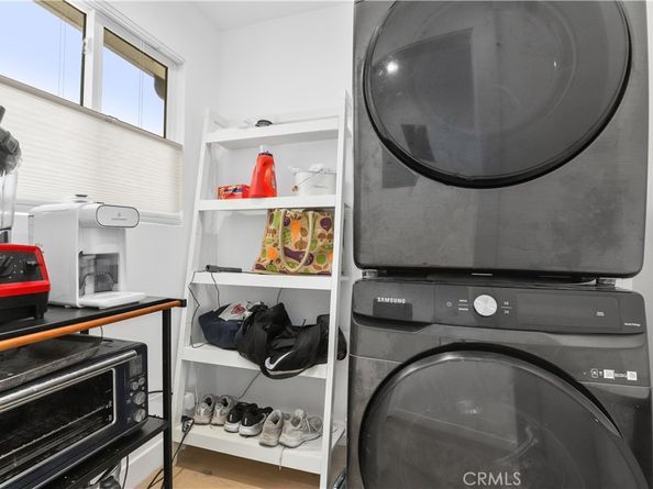 3439 Plata Street, Los Angeles CA 90026