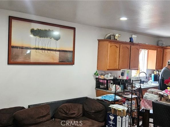 622 W 91st, Los Angeles CA 90044