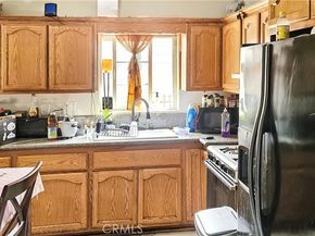 622 W 91st, Los Angeles CA 90044