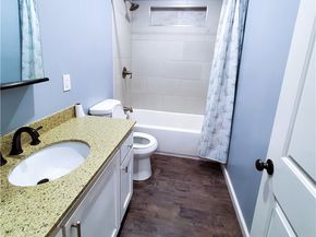211 W 52nd Street, Los Angeles CA 90037