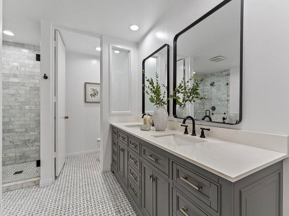 211 S Orange Grove Boulevard 5, Pasadena CA 91105