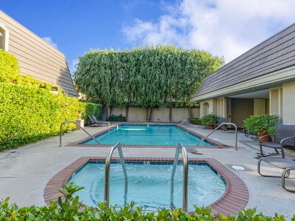 211 S Orange Grove Boulevard 5, Pasadena CA 91105