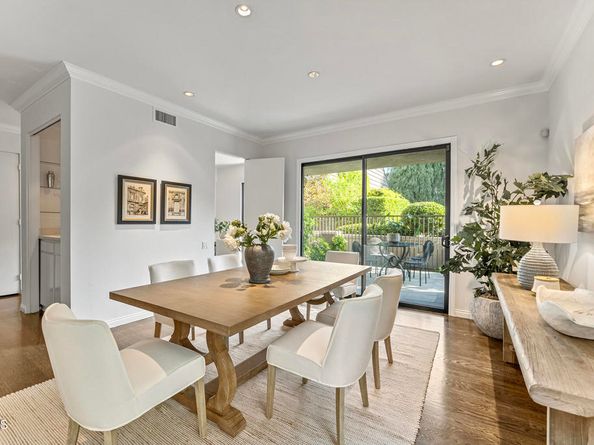 211 S Orange Grove Boulevard 5, Pasadena CA 91105