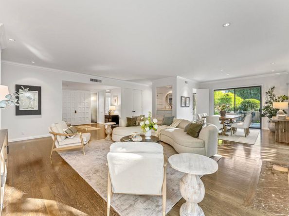 211 S Orange Grove Boulevard 5, Pasadena CA 91105