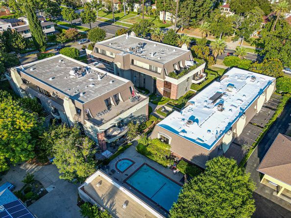 211 S Orange Grove Boulevard 5, Pasadena CA 91105