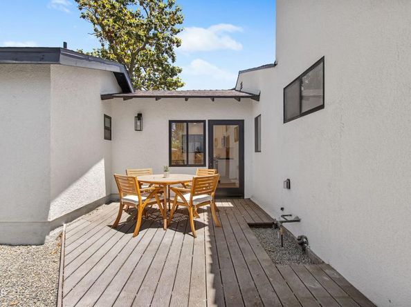 3015 Henrietta Avenue, La Crescenta CA 91214