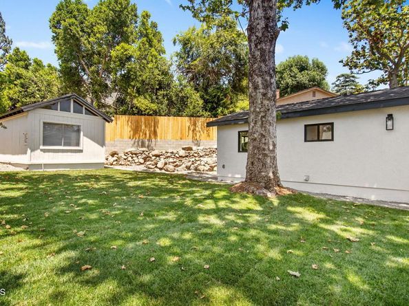 3015 Henrietta Avenue, La Crescenta CA 91214