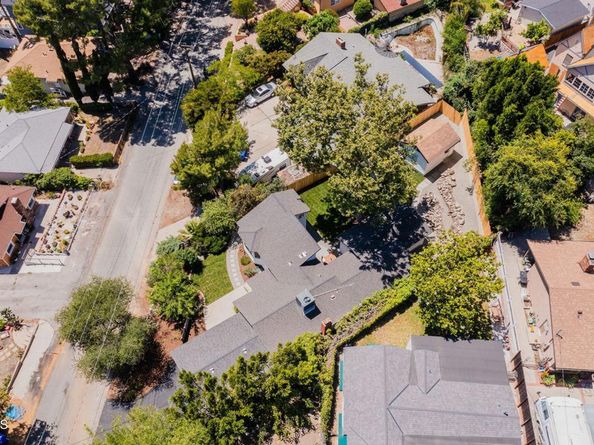 3015 Henrietta Avenue, La Crescenta CA 91214