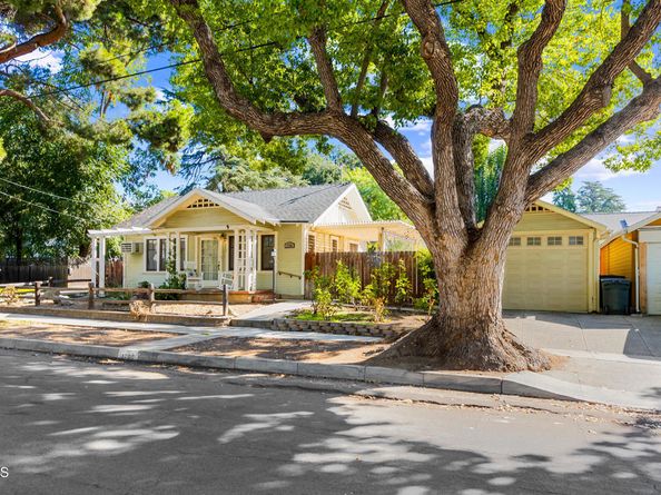 1766 N Madison Avenue, Pasadena CA 91104