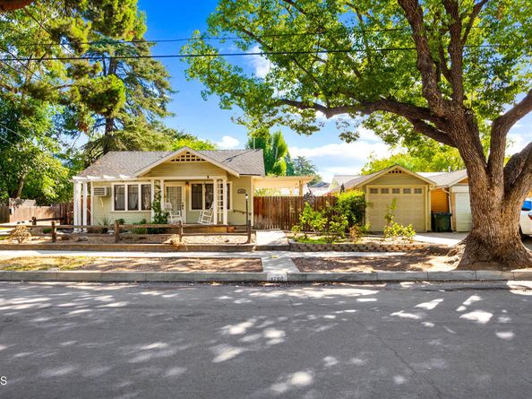 1766 N Madison Avenue, Pasadena CA 91104