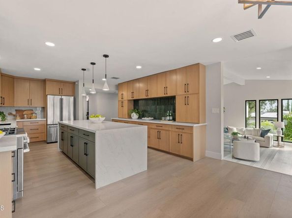 645 Oak Crest Drive, Sierra Madre CA 91024