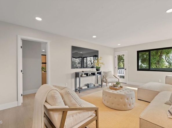645 Oak Crest Drive, Sierra Madre CA 91024