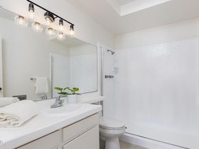 972 E California Boulevard 201, Pasadena CA 91106