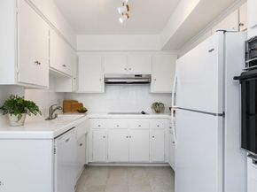 972 E California Boulevard 201, Pasadena CA 91106