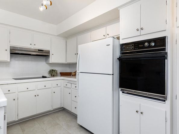 972 E California Boulevard 201, Pasadena CA 91106