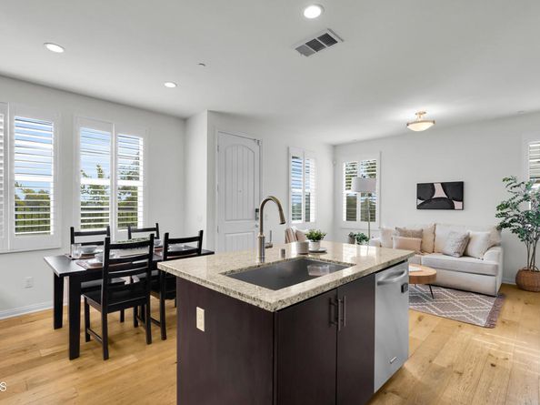 900 N Primrose Lane A, Azusa CA 91702