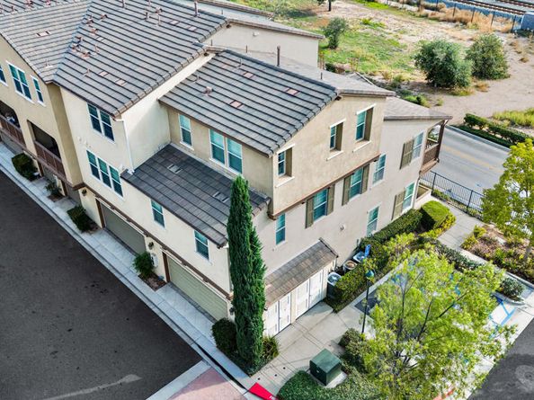 900 N Primrose Lane A, Azusa CA 91702